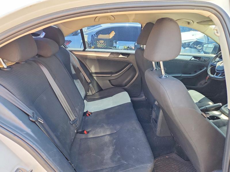 53289196 :رقم المزاد ، 3VWD67AJ2GM325771 vin ، 2016 Volkswagen Jetta مزاد بيع