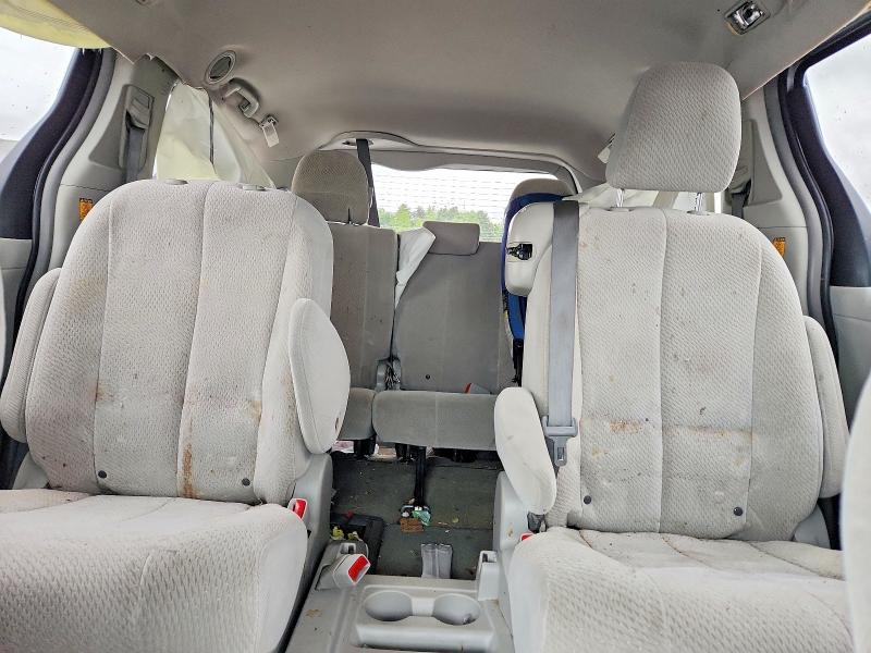 Продажа на аукционе авто 2013 Toyota Sienna, vin: 5TDKK3DCXDS390973, номер лота: 53260496
