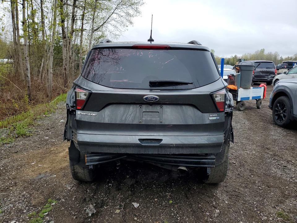 53456126 :رقم المزاد ، 1FMCU9HD7JUB77213 vin ، 2018 Ford Escape مزاد بيع