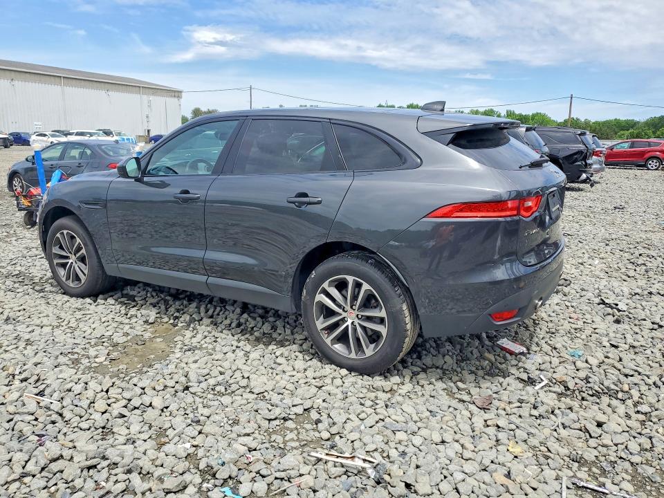 54620106 :رقم المزاد ، SADCJ2BV7HA050368 vin ، 2017 Jaguar F-pace مزاد بيع