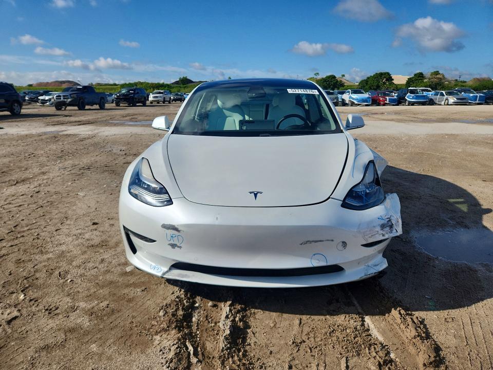 52714876 :رقم المزاد ، 5YJ3E1EB8LF640333 vin ، 2020 Tesla Model 3 مزاد بيع