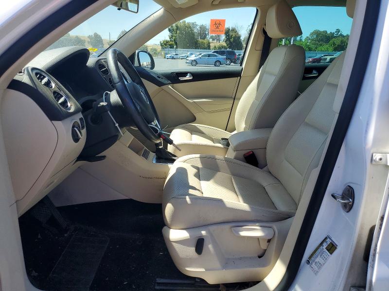 2013 Volkswagen Tiguan მანქანა იყიდება აუქციონზე, vin: WVGBV3AXXDW601034, აუქციონის ნომერი: 55138146