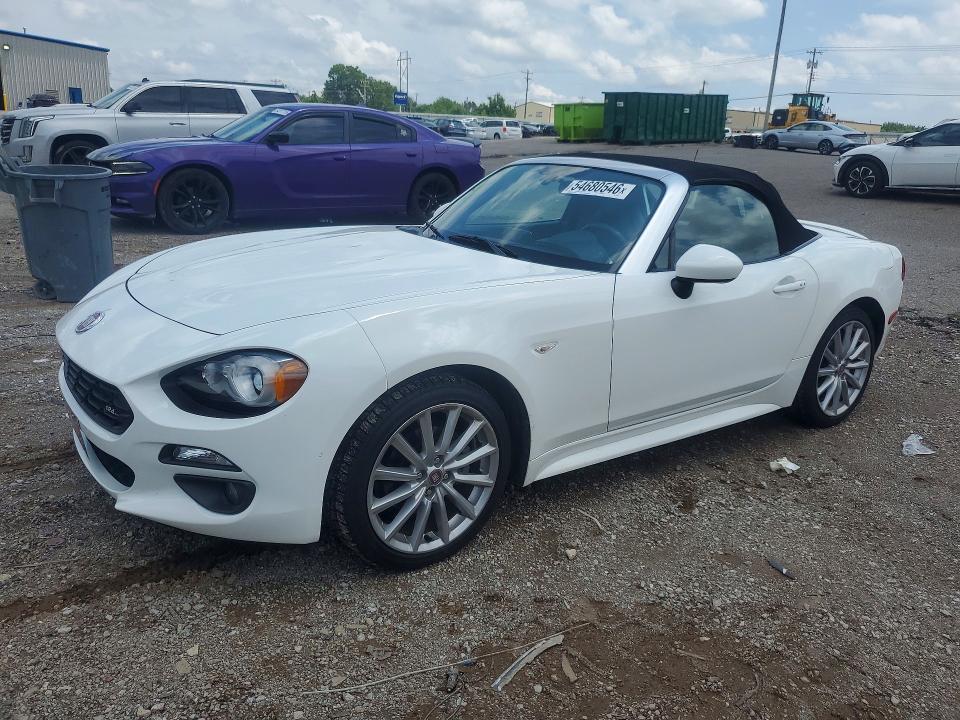 2017 Fiat 124 Spider მანქანა იყიდება აუქციონზე, vin: JC1NFAEKXH0107098, აუქციონის ნომერი: 54680546