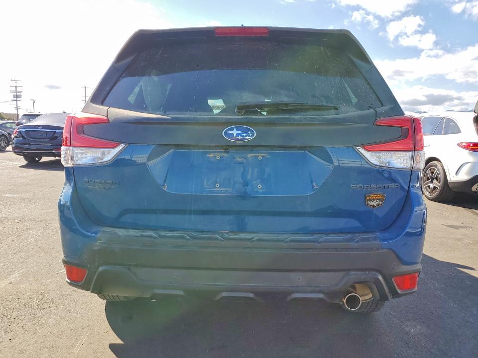 55638126 :رقم المزاد ، JF2SKAMC4NH477831 vin ، 2022 Subaru Forester مزاد بيع
