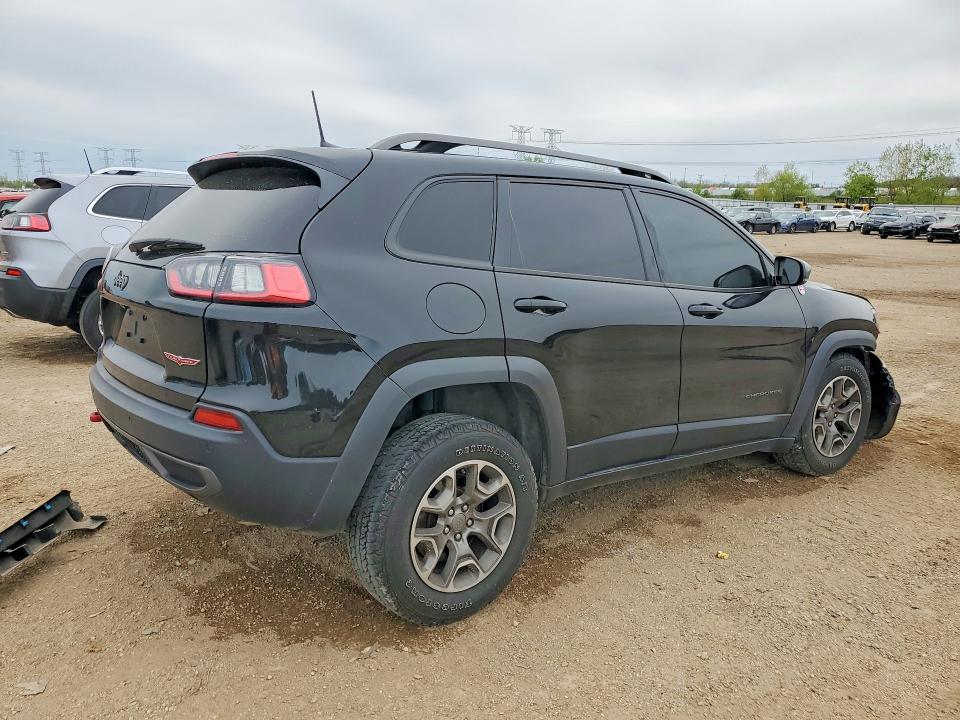 51966546 :رقم المزاد ، 1C4PJMBX6LD581790 vin ، 2020 Jeep Cherokee مزاد بيع