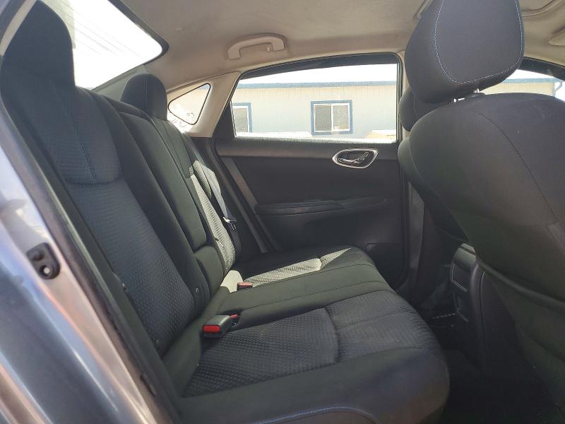 54693526 :رقم المزاد ، 3N1CB7AP1HY276851 vin ، 2017 Nissan Sentra مزاد بيع
