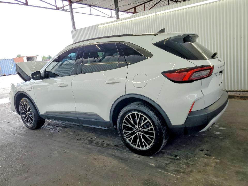 Продажа на аукционе авто 2023 Ford Escape, vin: 1FMCU0E11PUA61245, номер лота: 54881406