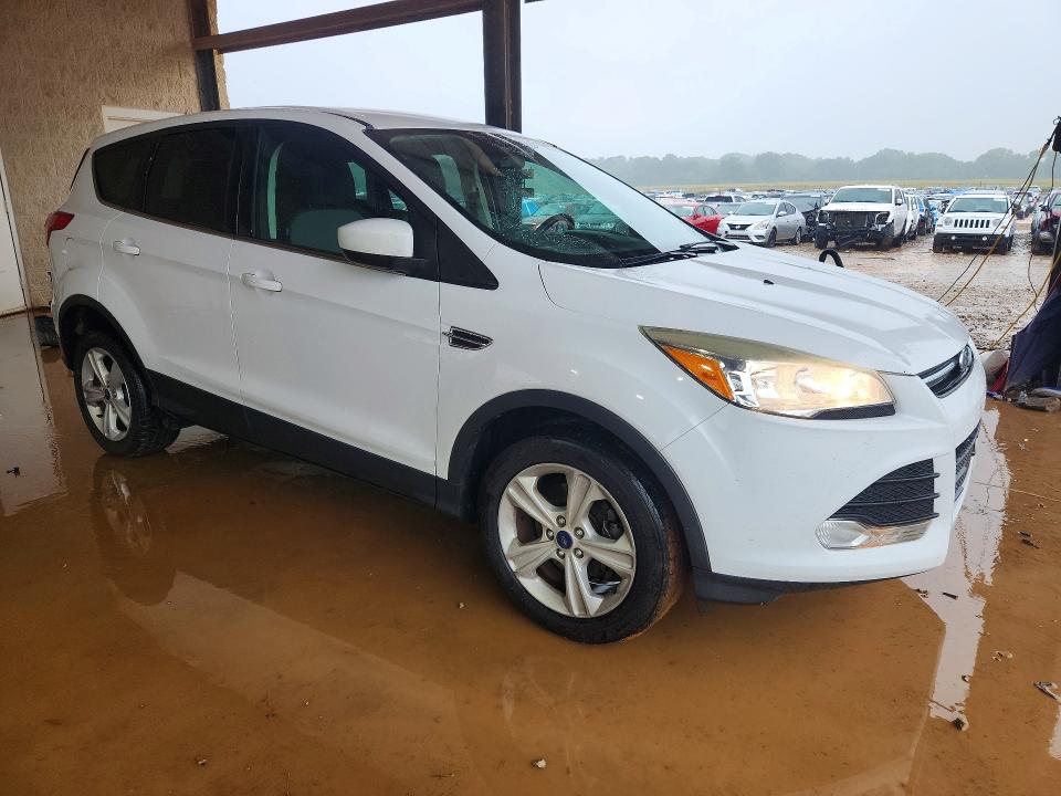 2014 Ford Escape მანქანა იყიდება აუქციონზე, vin: 1FMCU0GX6EUC31906, აუქციონის ნომერი: 54667666