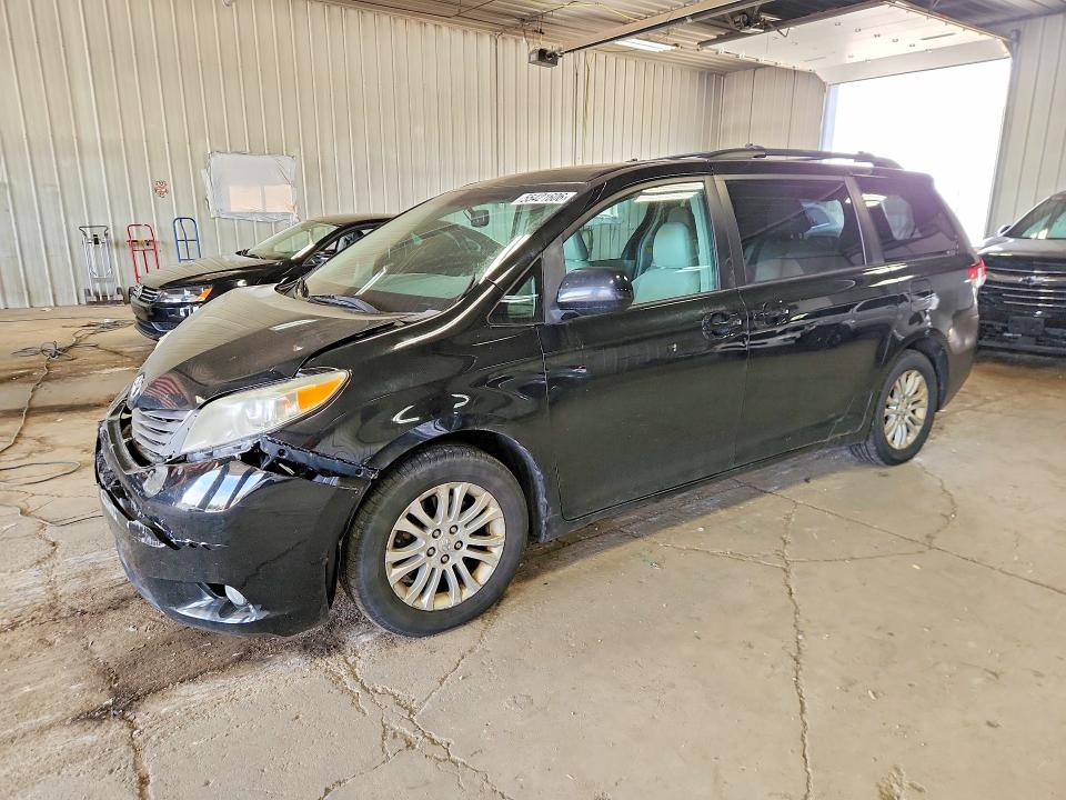 Aukcja sprzedaży 2011 Toyota Sienna, vin: 5TDYK3DC2BS007888, numer aukcji: 55421606
