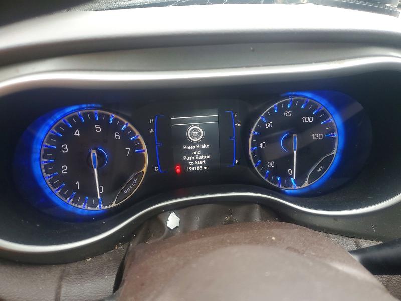 2020 Chrysler Voyager მანქანა იყიდება აუქციონზე, vin: 2C4RC1DG4LR163594, აუქციონის ნომერი: 52910846