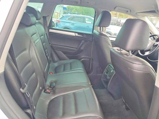 Auction sale of the 2014 Volkswagen Touareg, vin: WVGEP9BP6ED013038, lot number: 52994516