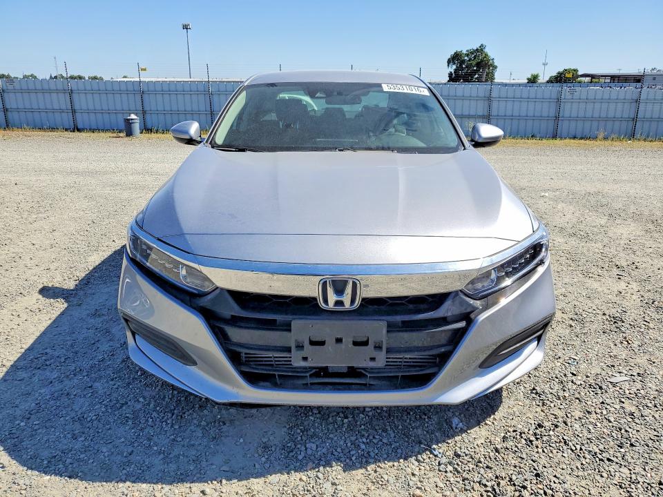 53531016 :رقم المزاد ، 1HGCV1F12LA114537 vin ، 2020 Honda Accord مزاد بيع