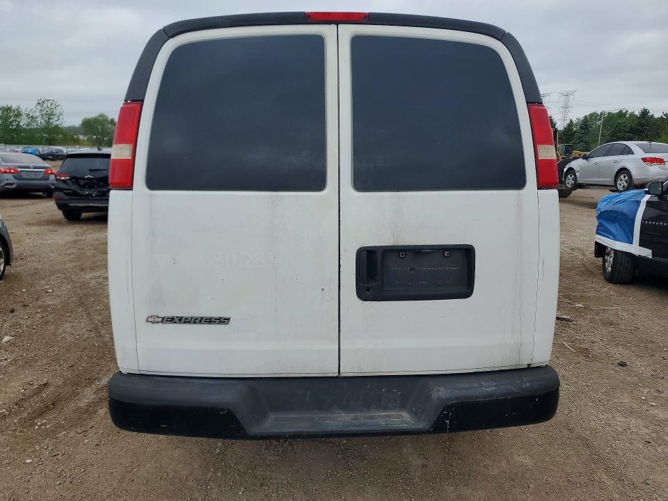 53896496 :رقم المزاد ، 1GCGG25V861230642 vin ، 2006 Chevrolet Express مزاد بيع