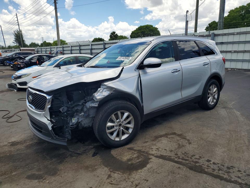 Продажа на аукционе авто 2017 Kia Sorento, vin: 5XYPG4A39HG272059, номер лота: 53743666