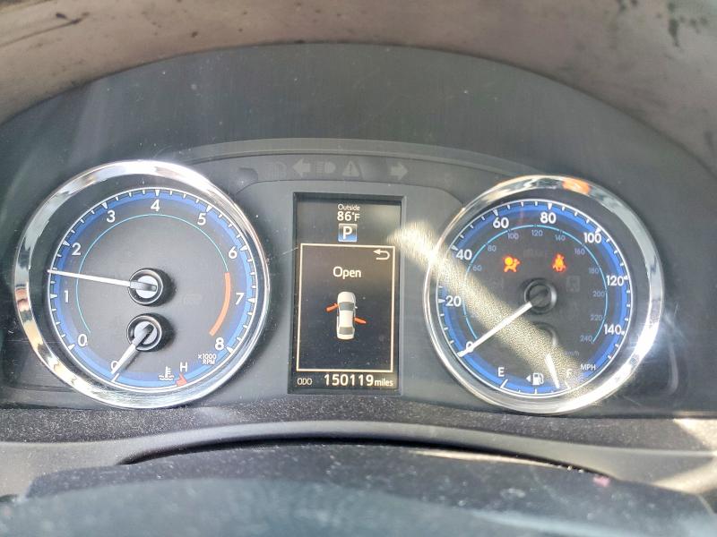52874746 :رقم المزاد ، 5YFBURHEXJP767122 vin ، 2018 Toyota Corolla مزاد بيع
