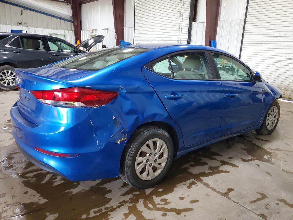 2017 Hyundai Elantra მანქანა იყიდება აუქციონზე, vin: 5NPD74LFXHH197245, აუქციონის ნომერი: 52055486