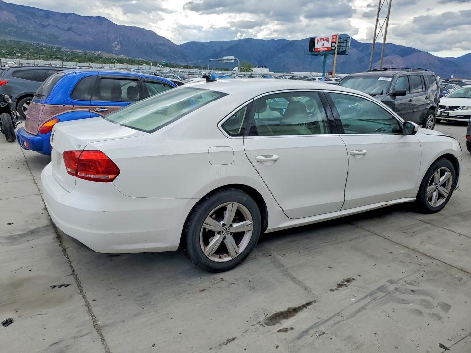 Продажа на аукционе авто 2013 Volkswagen Passat, vin: 1VWBP7A34DC090079, номер лота: 54169556