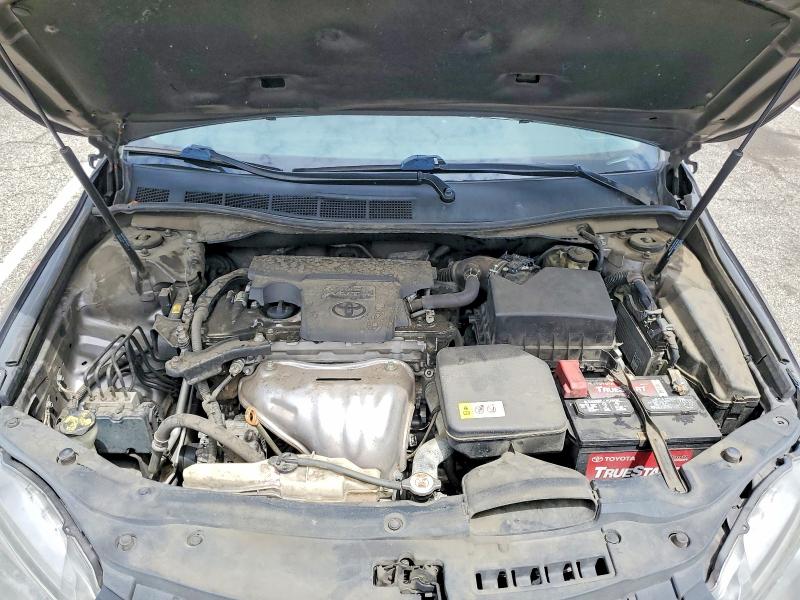 54146606 :رقم المزاد ، 4T1BF1FKXHU376677 vin ، 2017 Toyota Camry مزاد بيع