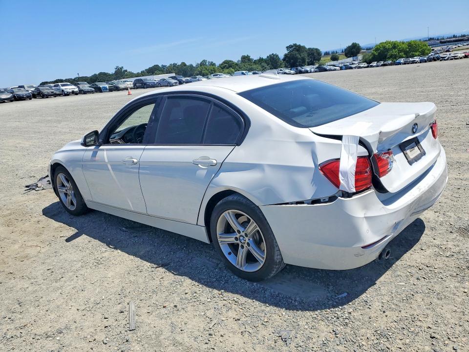 2015 Bmw 328 მანქანა იყიდება აუქციონზე, vin: WBA3A5G55FNS91046, აუქციონის ნომერი: 53669416