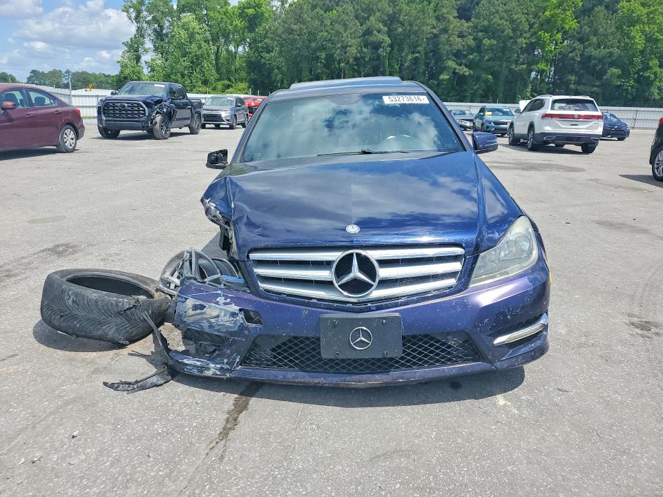 Продажа на аукционе авто 2012 Mercedes-benz C, vin: WDDGF8BB7CR205976, номер лота: 53273616
