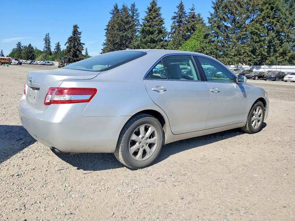 53384746 :رقم المزاد ، 4T4BF3EK2BR153298 vin ، 2011 Toyota Camry مزاد بيع