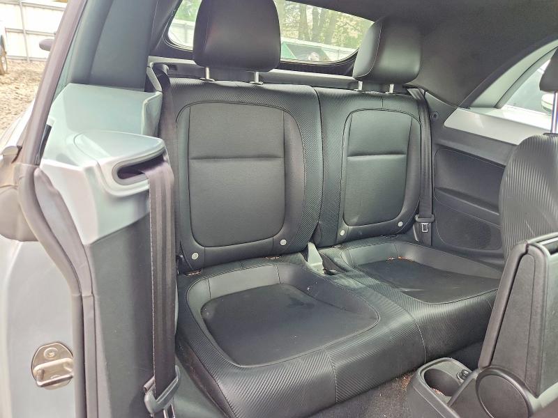 53331696 :رقم المزاد ، 3VW5P7ATXDM802414 vin ، 2013 Volkswagen Beetle مزاد بيع