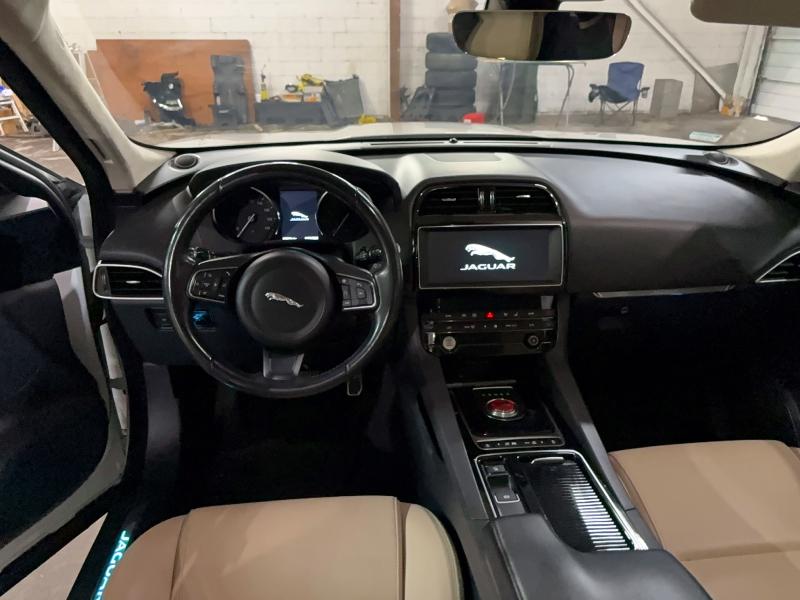 Auction sale of the 2019 Jaguar F-pace, vin: SADCJ2FX5KA364541, lot number: 55096306