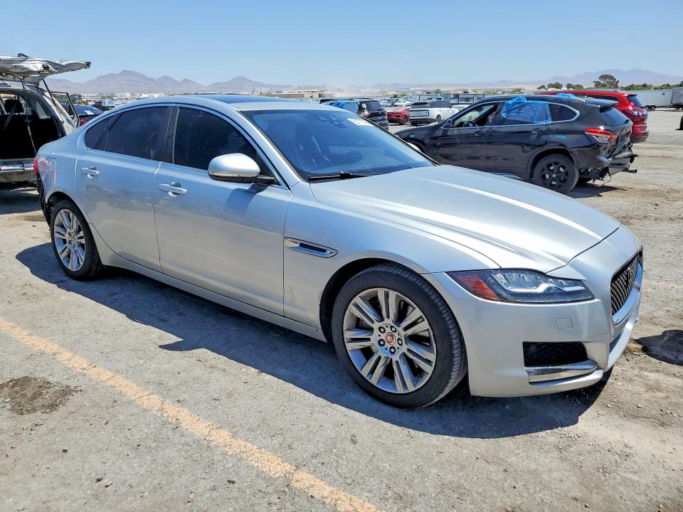 2017 Jaguar Xf მანქანა იყიდება აუქციონზე, vin: SAJBD4BV7HCY27230, აუქციონის ნომერი: 53772786