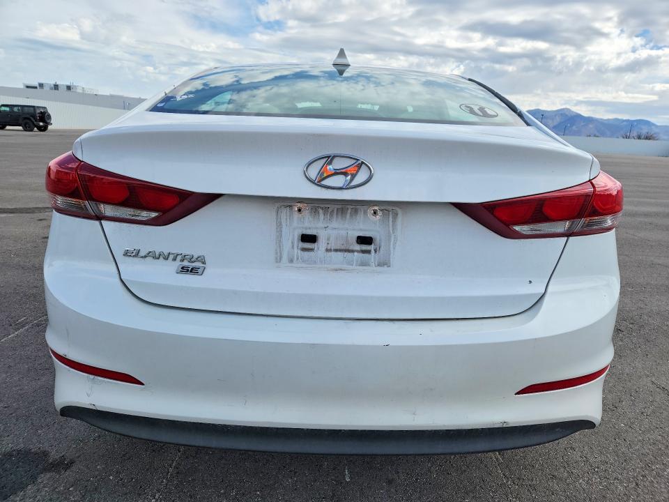 52858206 :رقم المزاد ، 5NPD74LF0HH189073 vin ، 2017 Hyundai Elantra مزاد بيع