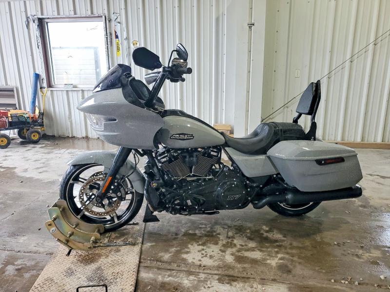 54594816 :رقم المزاد ، 1HD1KH715SB620800 vin ، 2025 Harley Davidson Fltrx مزاد بيع