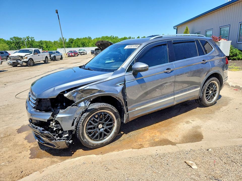 53301096 :رقم المزاد ، 3VV2B7AXXKM010284 vin ، 2019 Volkswagen Tiguan مزاد بيع