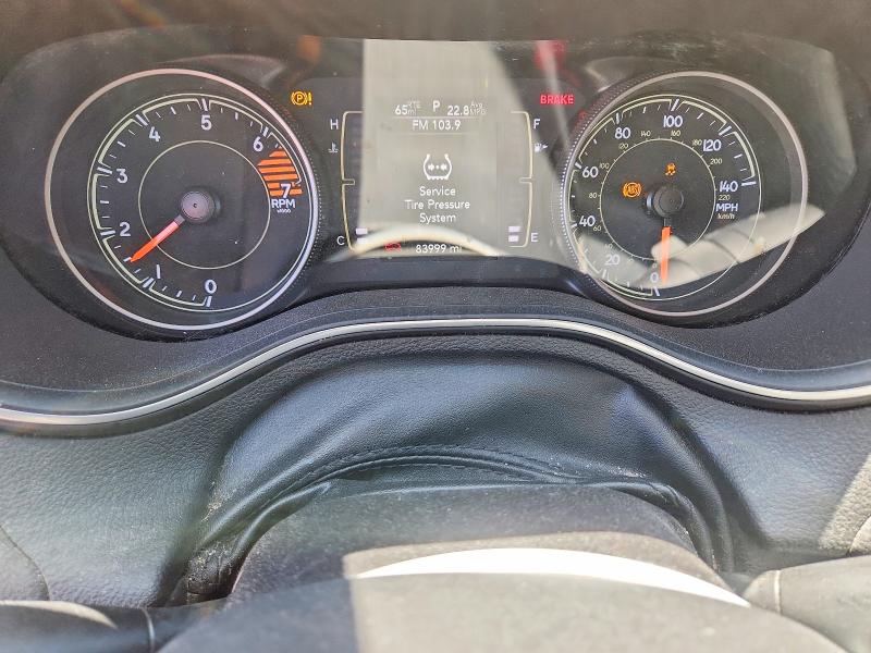 53027766 :رقم المزاد ، 1C4PJLCB5KD376554 vin ، 2019 Jeep Cherokee مزاد بيع