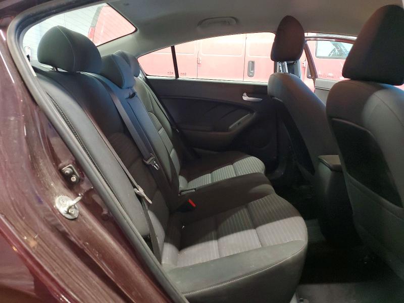 53055756 :رقم المزاد ، 3KPFL4A74JE199423 vin ، 2018 Kia Forte مزاد بيع