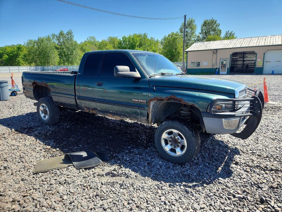 2000 Dodge Ram 2500 მანქანა იყიდება აუქციონზე, vin: 3B7KF2368YG128660, აუქციონის ნომერი: 52924216