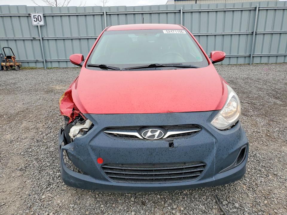 52471156 :رقم المزاد ، KMHCT5AE9DU123169 vin ، 2013 Hyundai Accent مزاد بيع