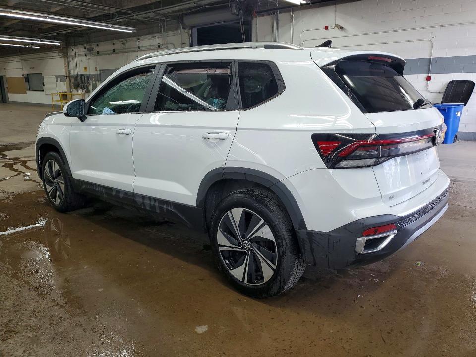 Продажа на аукционе авто 2026 Volkswagen Taos, vin: 3VVUC7B25TM022742, номер лота: 52863436