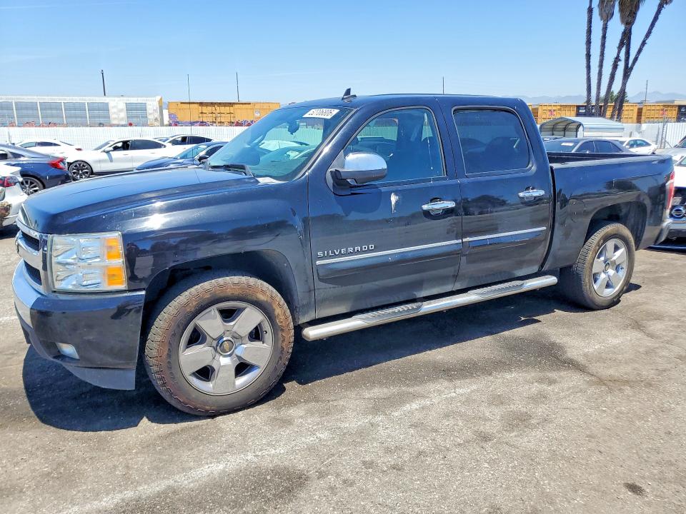 2011 Chevrolet Silverado მანქანა იყიდება აუქციონზე, vin: 3GCPCSE06BG401318, აუქციონის ნომერი: 52706806