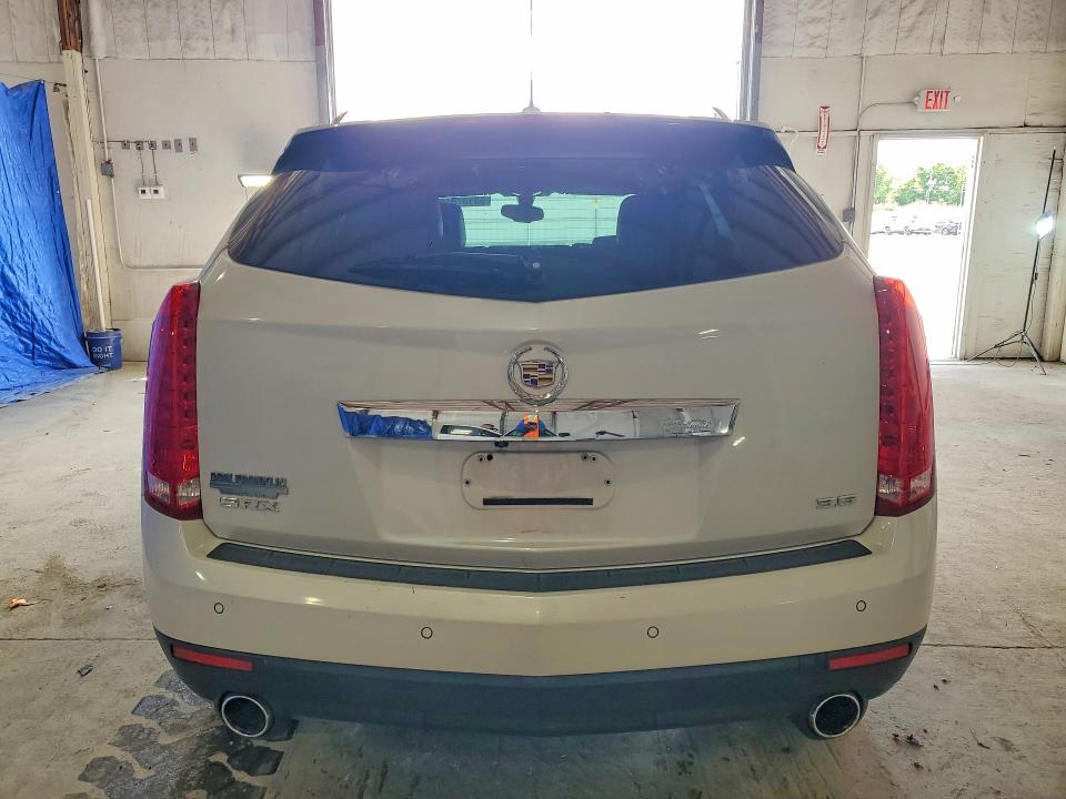53137316 :رقم المزاد ، 3GYFNBE36FS603587 vin ، 2015 Cadillac Srx مزاد بيع