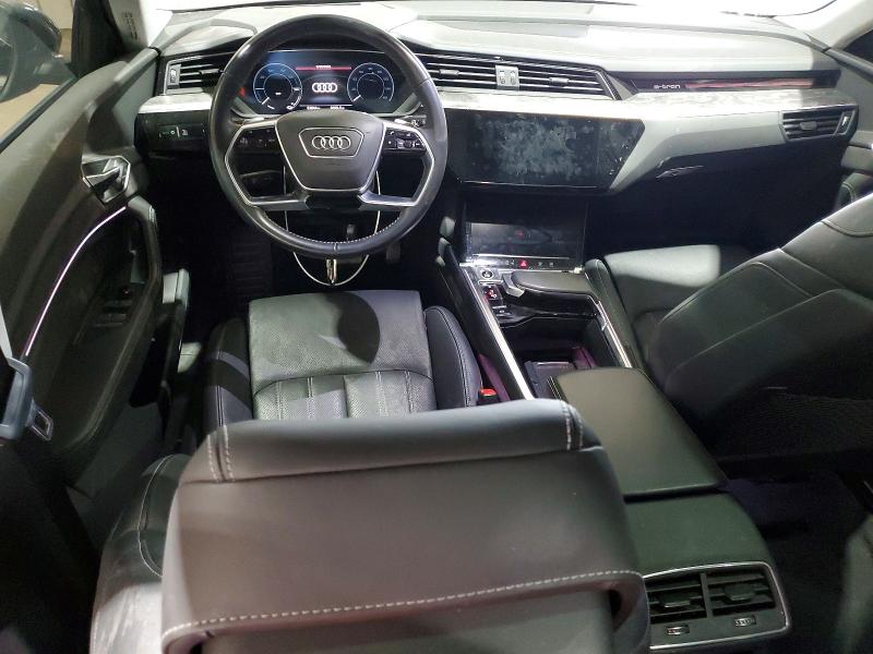 2021 Audi E-tron მანქანა იყიდება აუქციონზე, vin: WA1VAAGE3MB018135, აუქციონის ნომერი: 54289696