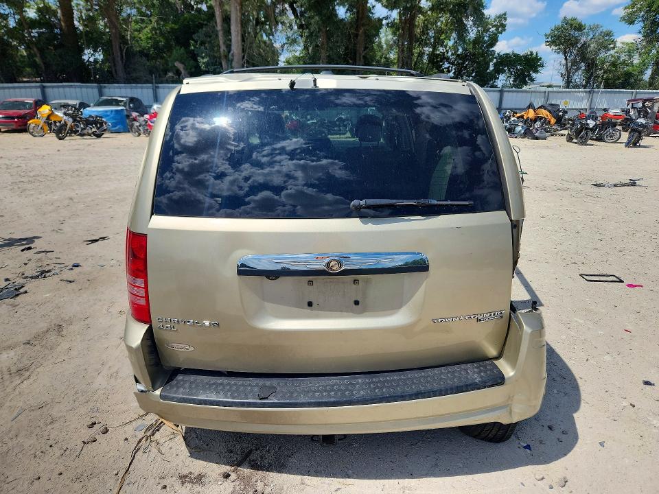 53577746 :رقم المزاد ، 2A4RR8DX7AR376960 vin ، 2010 Chrysler Town & Country مزاد بيع