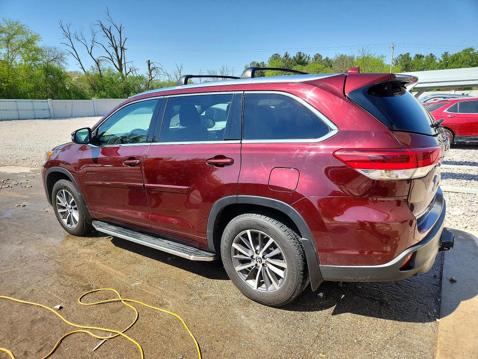 Aukcja sprzedaży 2018 Toyota Highlander, vin: 5TDJZRFH7JS818769, numer aukcji: 53605646