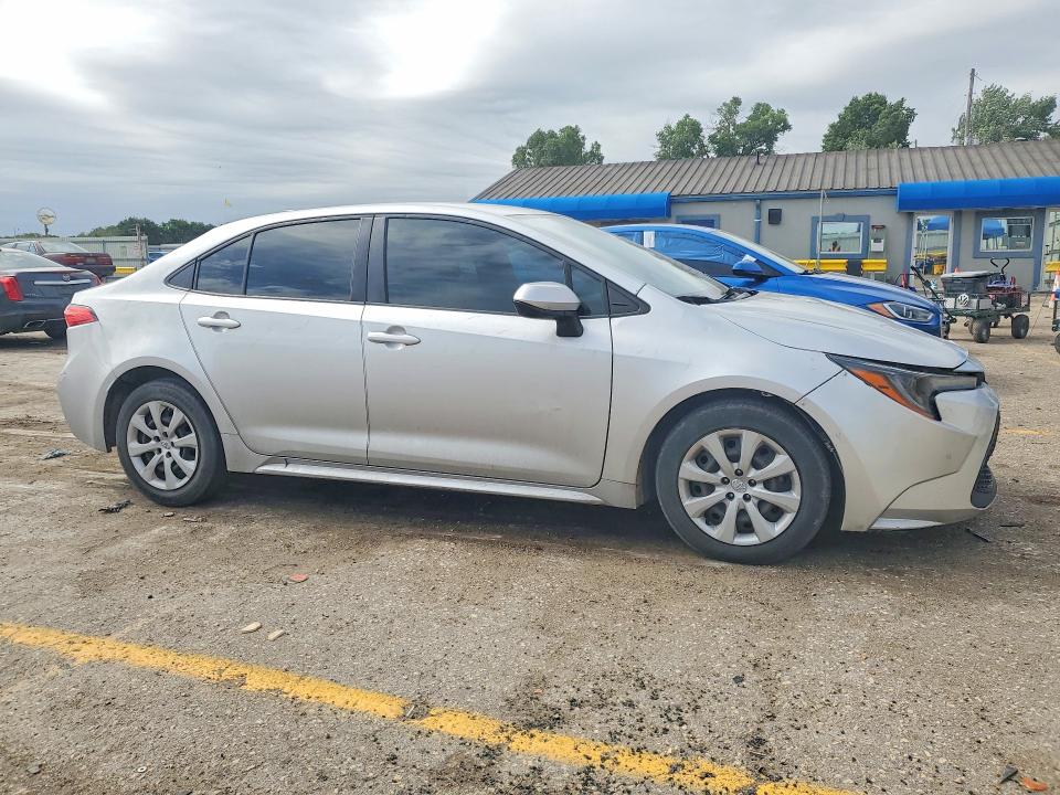 54317386 :رقم المزاد ، JTDEPMAE7NJ226105 vin ، 2022 Toyota Corolla مزاد بيع