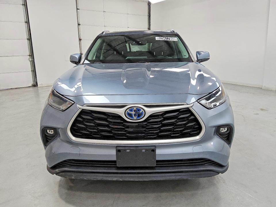 Продажа на аукционе авто 2021 Toyota Highlander, vin: 5TDGBRCH5MS031472, номер лота: 52941786