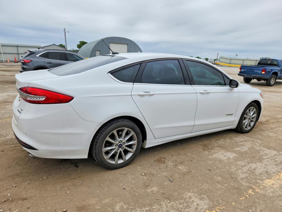 Продаж на аукціоні авто 2017 Ford Fusion, vin: 3FA6P0LU6HR297037, номер лоту: 52252736
