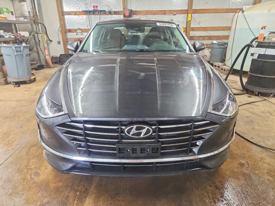 Продажа на аукционе авто 2021 Hyundai Sonata, vin: 5NPEG4JAXMH102737, номер лота: 54095466