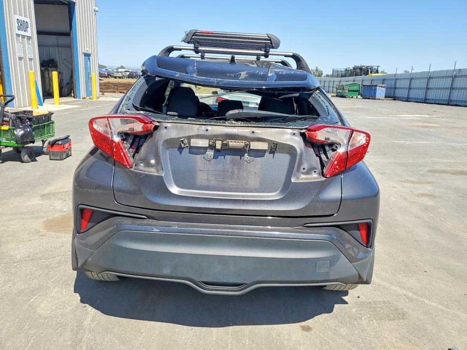 Продажа на аукционе авто 2021 Toyota C-hr, vin: JTNKHMBX5M1102442, номер лота: 53846416
