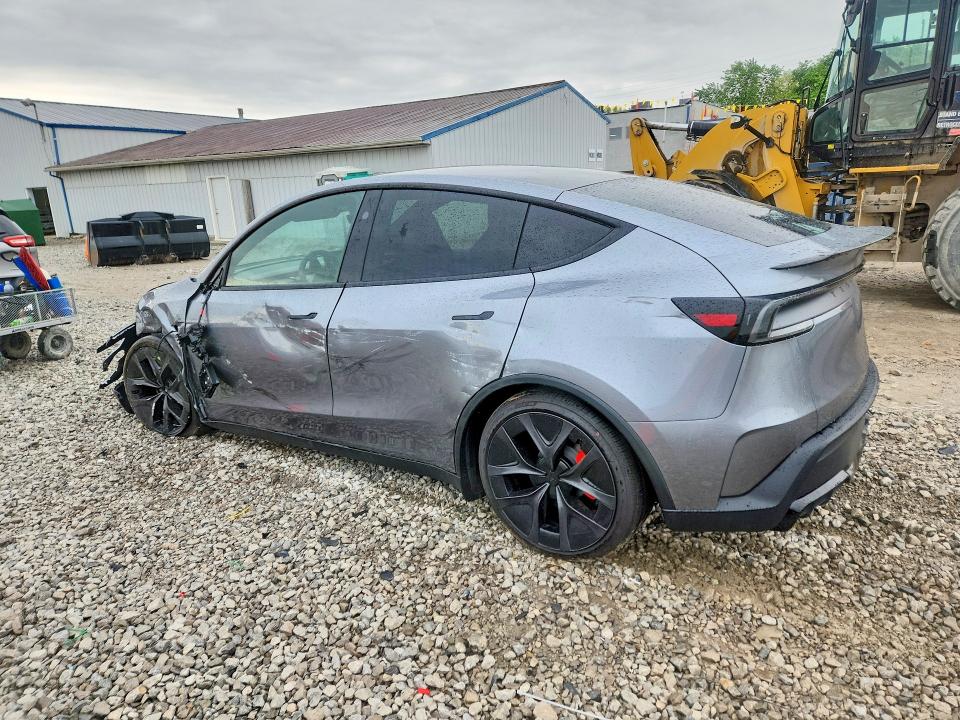 2026 Tesla Model Y მანქანა იყიდება აუქციონზე, vin: 7SAYGDET0TA667553, აუქციონის ნომერი: 51646006