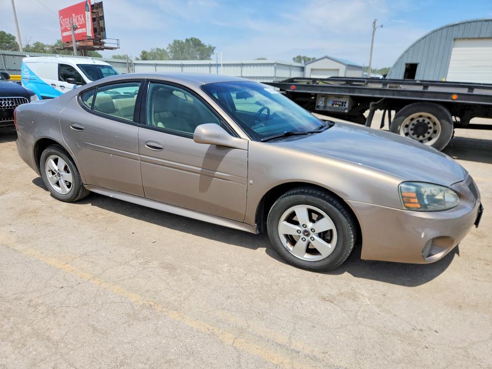 53556806 :رقم المزاد ، 2G2WP552261177504 vin ، 2006 Pontiac Grand Prix مزاد بيع