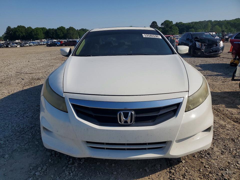 53586596 :رقم المزاد ، 1HGCS2B83BA006170 vin ، 2011 Honda Accord مزاد بيع