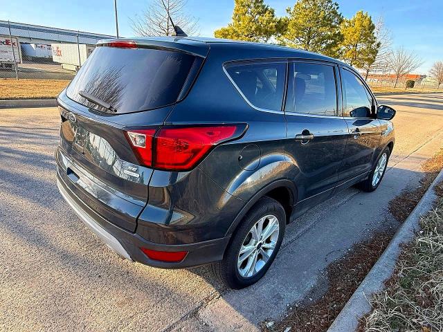 52322496 :رقم المزاد ، 1FMCU0GD6KUB11539 vin ، 2019 Ford Escape مزاد بيع